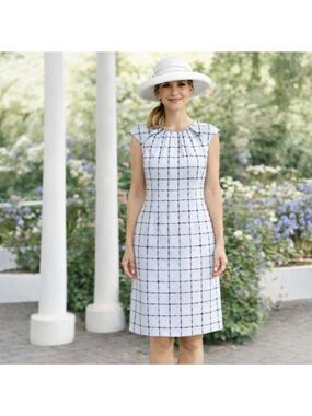 Belle Badgley Mischka White Black Textured Embroidered Shift Dress Size 12